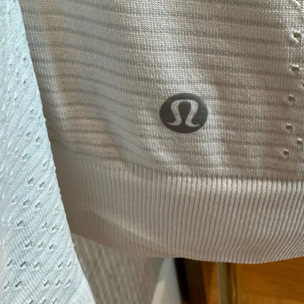 🩷 Lululemon Swiftly Breathe Long Sleeve Squad 🩷